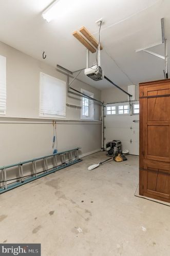 5089 Lerch Dr, Shady Side MD 20764-9650 exterior