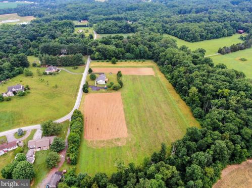 8538 Orndorff Rd, Graceham MD 21788-1337 exterior