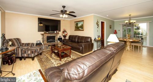 7 Ebbtide Ln, Willingboro, NJ 08046-2410