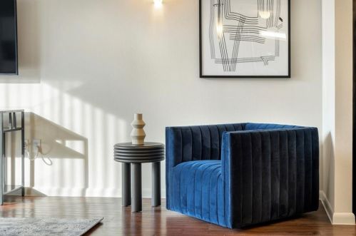3100 Esperanza Xing, Austin, TX 78759-3640