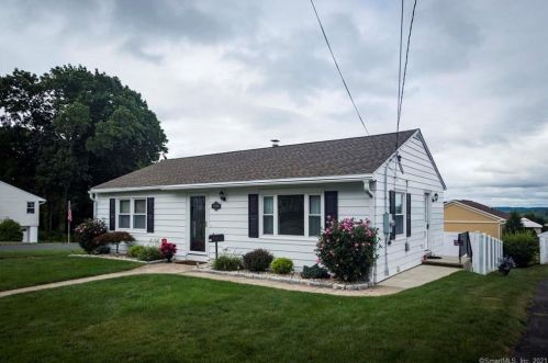 177 Purdy Rd, Waterbury, CT 06706-2321