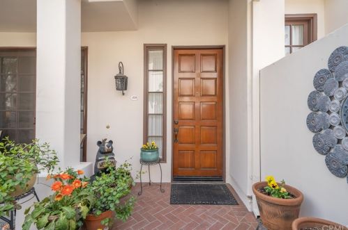 418 Bougainvillea Ln, Glendora, CA 91741-2600