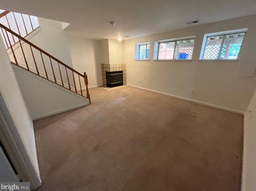 7 Dawn Vw Ct, Silver Spring MD 20904-1252 exterior