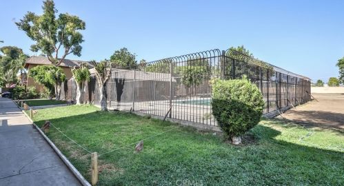 1315 Standard Ave, Santa Ana CA  92707-1440 exterior