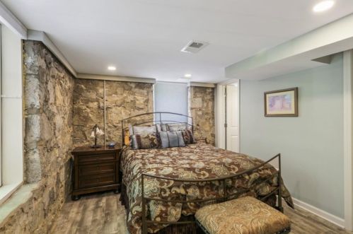 1130 Hancock Dr, Atlanta GA  30306-2514 exterior