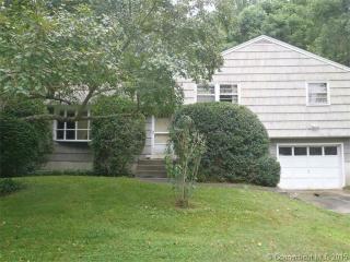 112 Midland Dr, Colchester, CT 06415-1332
