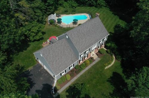 75 Pinnacle Rd, Farmington, CT 06032-3005