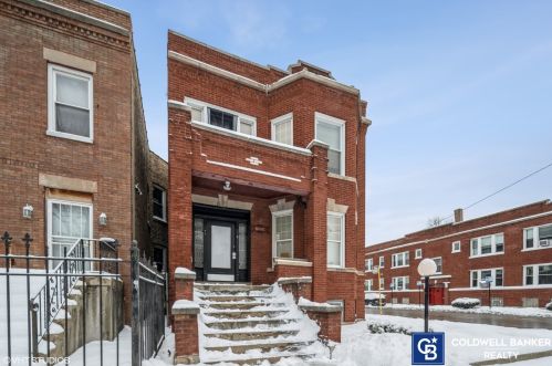 7259 Champlain Ave, Chicago, IL 60619-1219