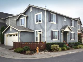 18326 38th Dr, Bothell, WA 98012-6785