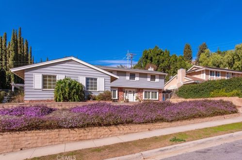 4069 Presidio Dr, Simi Valley, CA 93063-1124