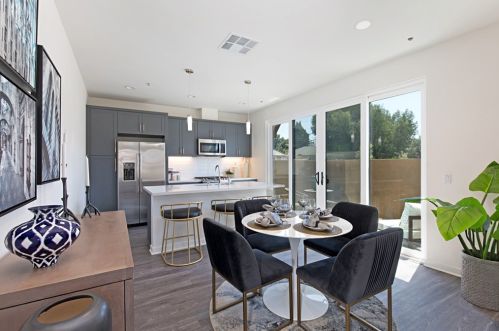 4007 Mission Inn Ave, Riverside CA  92501-3305 exterior