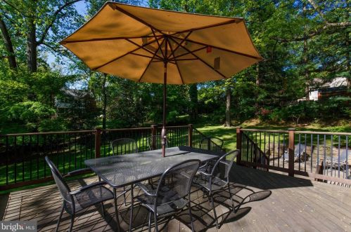 1516 Live Oak Dr, Silver Spring MD 20910-1543 exterior