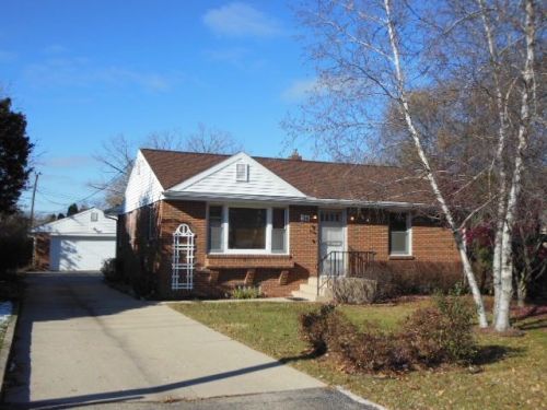 116 Dawn Ave, Rockford, IL 61107-5006