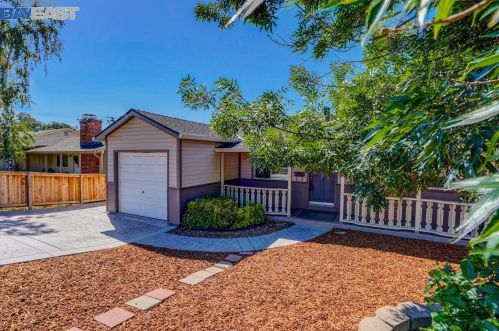 1260 Highland Blvd, Hayward, CA 94542-1008
