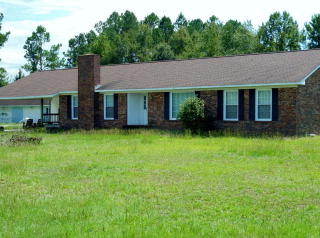 1878 Tearcoat Rd, Alcolu, SC 29001-9396