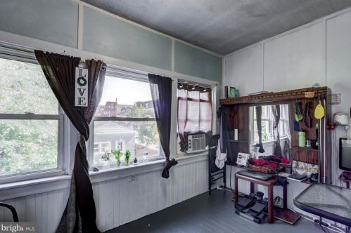 404 Ross St, Lancaster PA  17602-1944 exterior