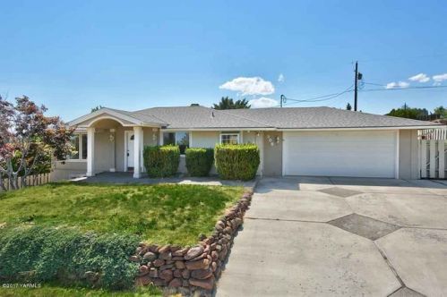 506 63rd Ave, Yakima, WA 98908-2708