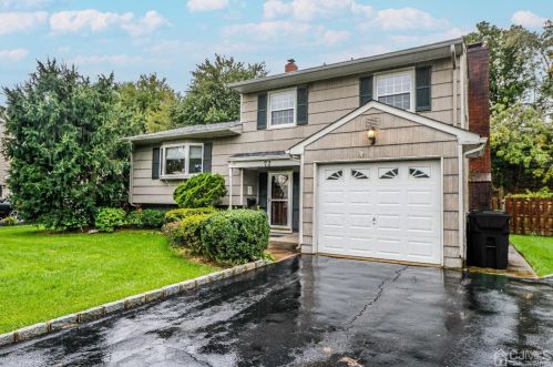 72 Karen Pl, Edison, NJ 08817-2355