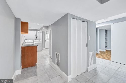 1610 Neely Rd, Silver Spring MD 20903-1938 exterior