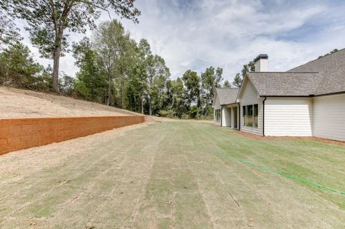 567 Storey Ln, Jefferson GA  30549-2618 exterior