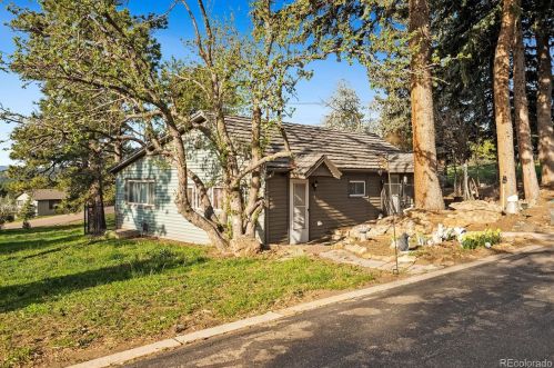 21967 Mountsfield, Lakewood CO 80401 exterior