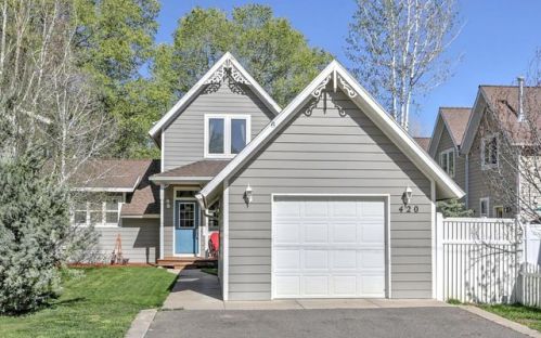 420 5th St, Silt, CO 81652-6012