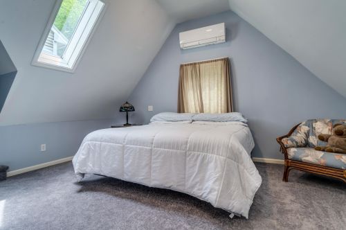 691 Kings Hwy, Wakefield, NH 03887-6206