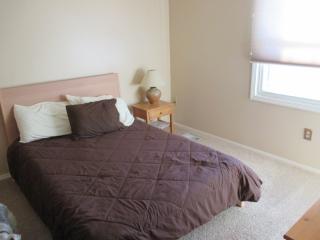 348 Whitcliff Ct, Gaithersburg MD  20878-2745 exterior