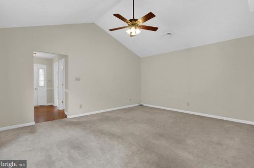 32 Moul Ave, Hanover PA 17331-2080 exterior