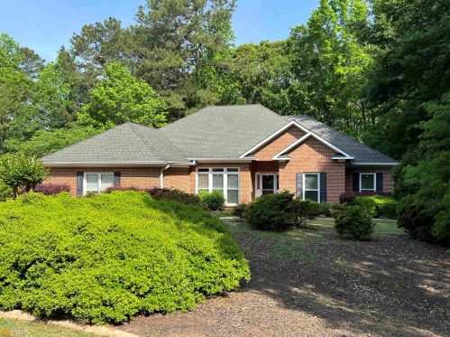 109 Sunny Point Cir, Lagrange, GA 30240-9709
