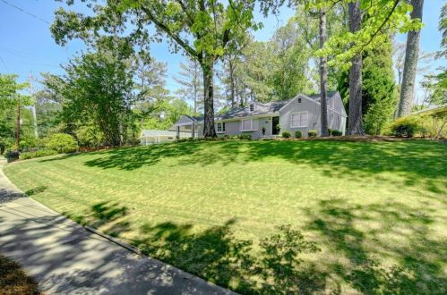 2001 Lenox Rd, Atlanta, GA 30306-3034