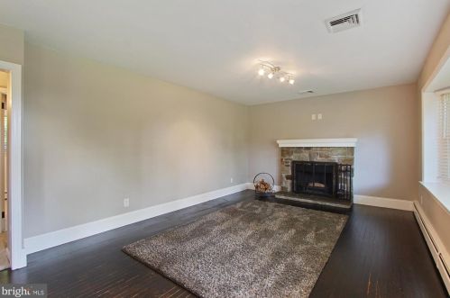 41 Roosevelt Blvd, Lancaster PA  17601-4039 exterior