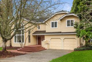 15714 113th Ct, Redmond, WA 98052-2621