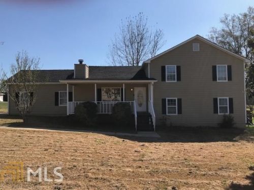 1205 Saint Andrews Dr, Auburn, GA 30011-3416