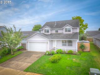 11010 Chantal Ct, Donald, OR 97020-8706