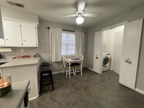 717 Kingsbridge Dr, Garland TX 75040-3515 exterior