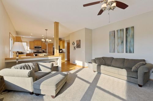 920 Drew Dr, Saint Paul MN  55129-6900 exterior