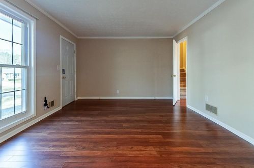 131 Crk Cir, Stockbridge GA  30281-3320 exterior