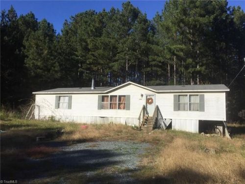 3250 Bethel Lucas Rd, Asheboro, NC 27205-1156