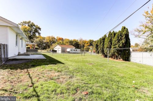 86 Victoria Ln, Lancaster PA  exterior