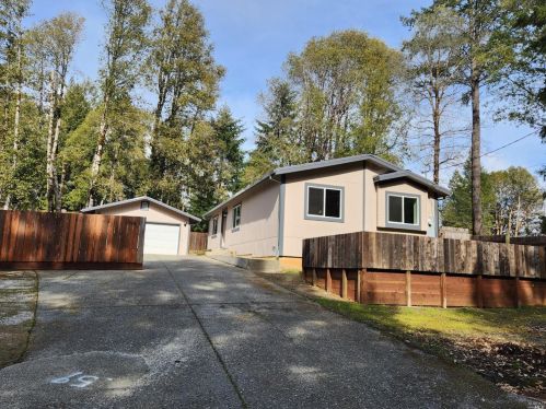 1466 Padula Dr, Willits, CA 95490-9562