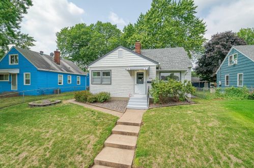 1252 7th Ave, South Saint Paul, MN 55075-3301