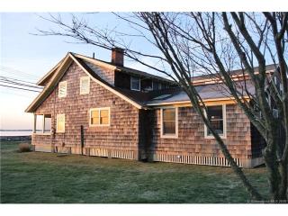 72 Shore Ave, Groton, CT 06340-5813