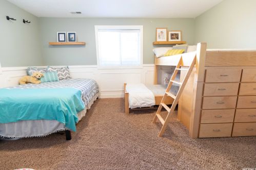 165 400, Smithfield UT 84335-1350 exterior