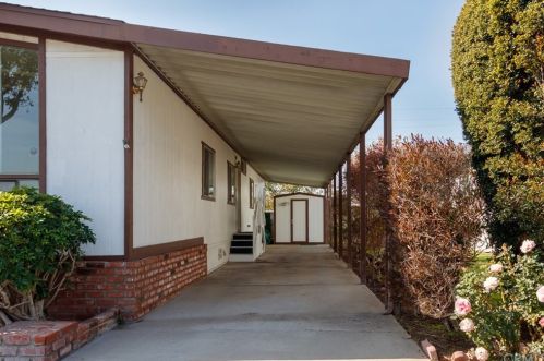 692 Adele St, Orange CA  92867-7458 exterior