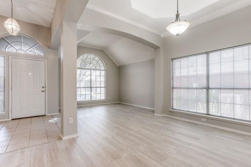 5709 Rio Grande Dr, Fort Worth TX  76137-5553 exterior