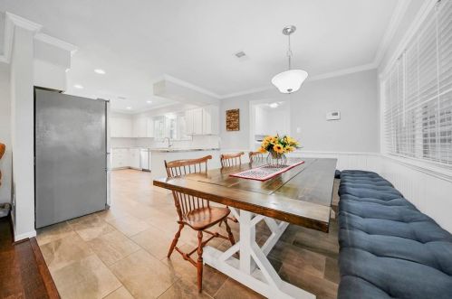 1100 Chateau Wood Pkwy Dr, Conroe TX  77385-9773 exterior