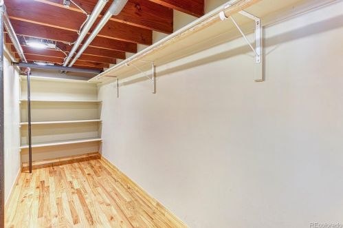 2715 Blake St, Denver CO  80205-2288 exterior
