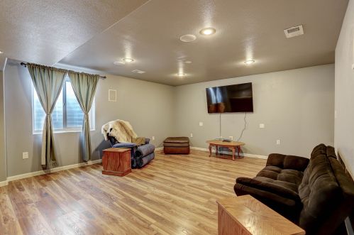 480 Conestoga Dr, Ault CO  80610-9109 exterior