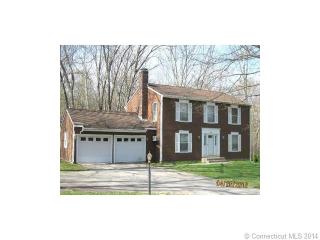 25 Deerwood Dr, Killingly, CT 06239-1508